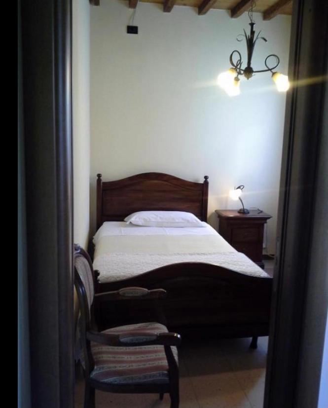 Le Stanze Sul Po Bed and Breakfast Ferrara Exteriör bild